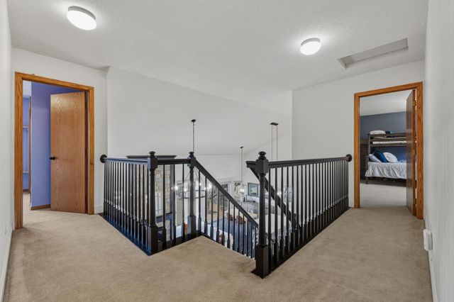 8674 Jody Circle S, Cottage Grove, MN 55016