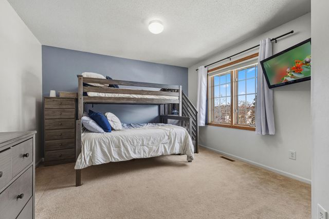 8674 Jody Circle S, Cottage Grove, MN 55016