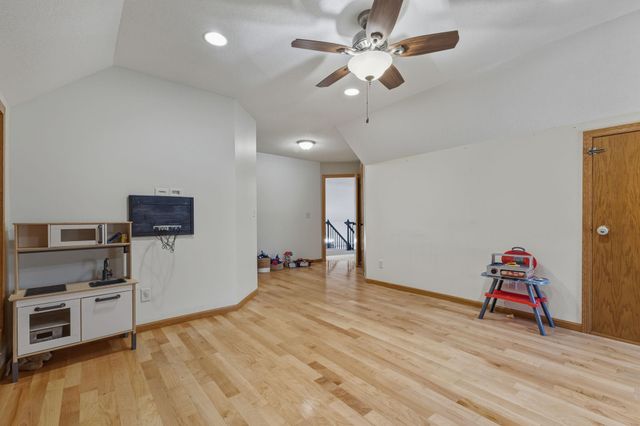 8674 Jody Circle S, Cottage Grove, MN 55016