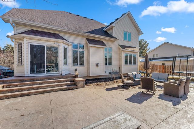 8674 Jody Circle S, Cottage Grove, MN 55016