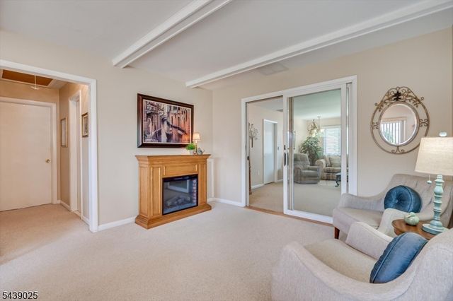 30 Walnut St, Edison Twp., NJ 08817