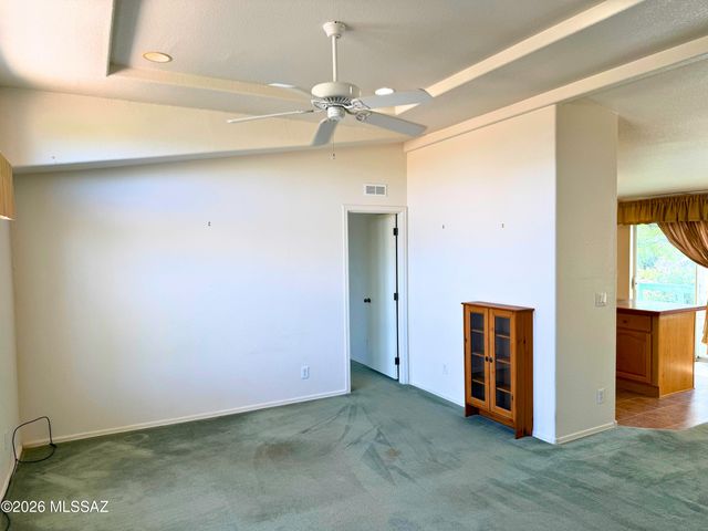 6075 N Van Ark Road, Tucson, AZ 85743