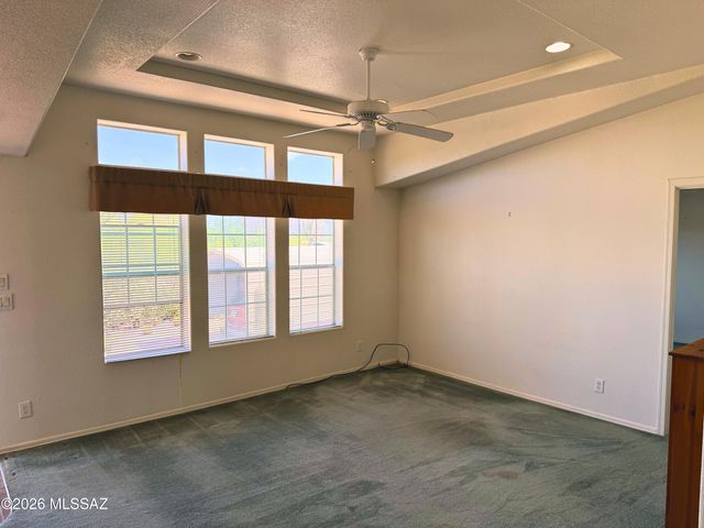 6075 N Van Ark Road, Tucson, AZ 85743