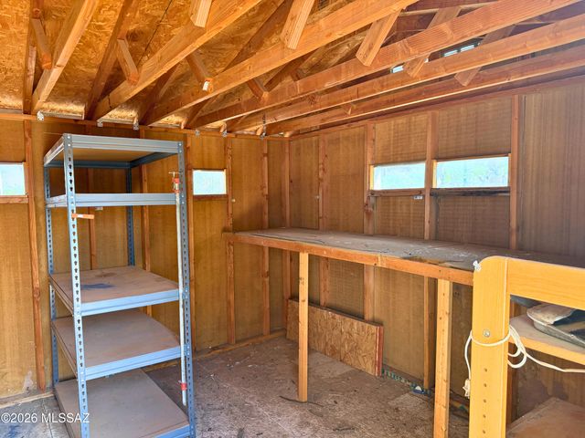 6075 N Van Ark Road, Tucson, AZ 85743