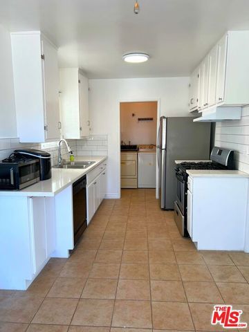 12410 VERDI Street, Los Angeles, CA 90066