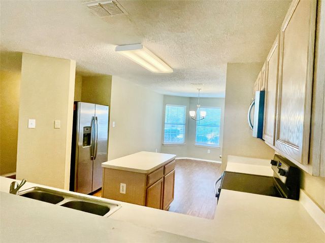 1308 Wenatchee Drive, Krum, TX 76249