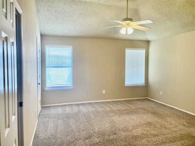 1308 Wenatchee Drive, Krum, TX 76249
