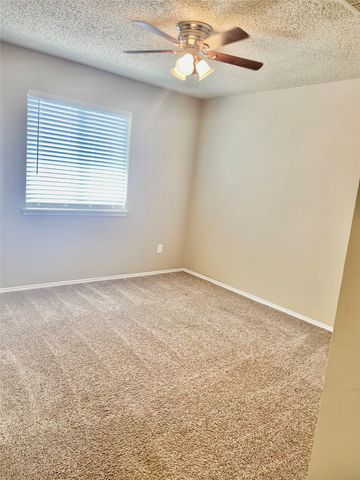 1308 Wenatchee Drive, Krum, TX 76249