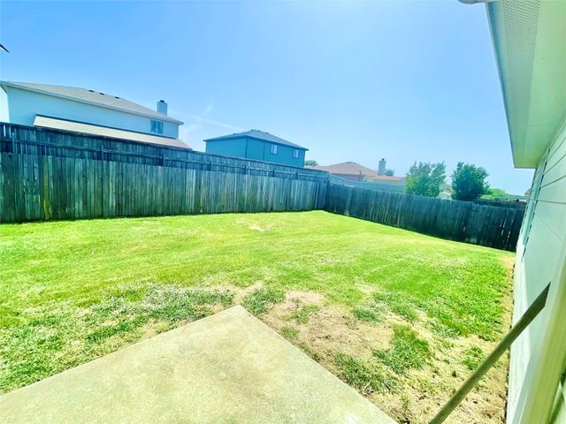 1308 Wenatchee Drive, Krum, TX 76249