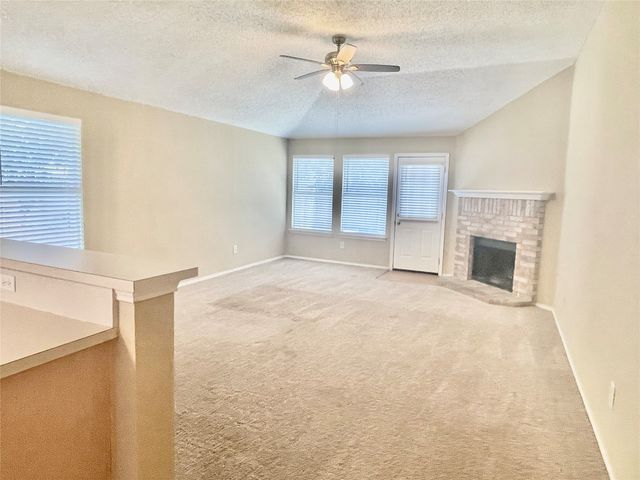 1308 Wenatchee Drive, Krum, TX 76249