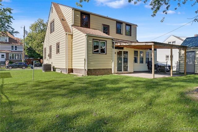 70 Orchard Avenue, Hamburg, NY 14219