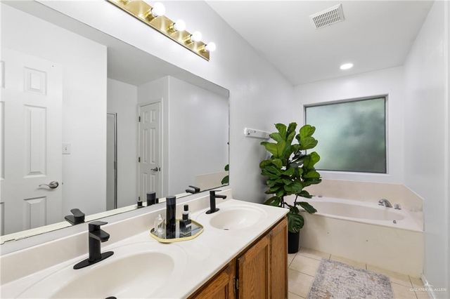 2309 Hannah Drive, Edinburg, TX 78542