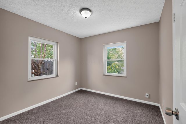 108 Florence Avenue, Columbus, OH 43228