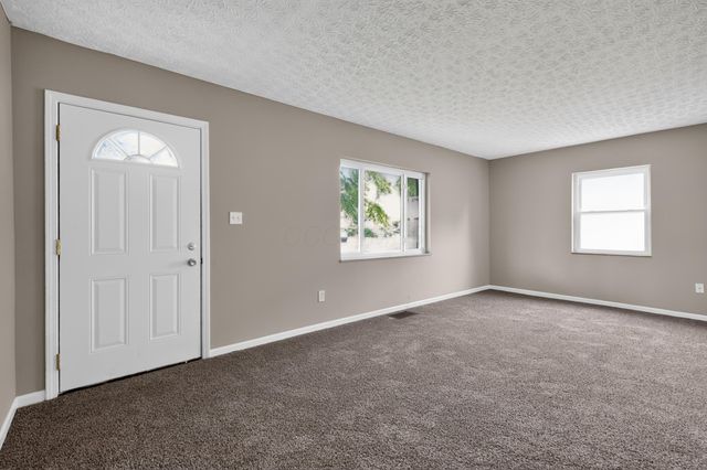108 Florence Avenue, Columbus, OH 43228
