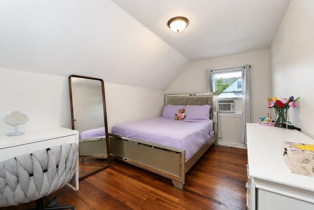 31 Rockwell Ave, Brockton, MA 02302