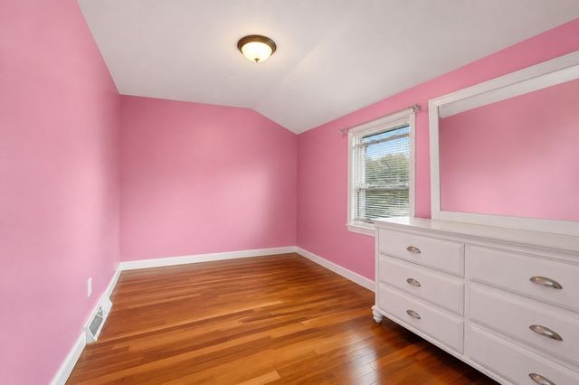 31 Rockwell Ave, Brockton, MA 02302