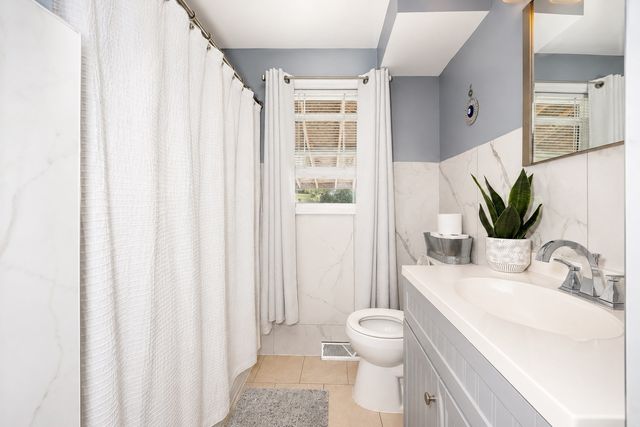 31 Rockwell Ave, Brockton, MA 02302