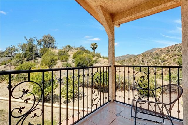 13487 Trego Place, Sylmar, CA 91342