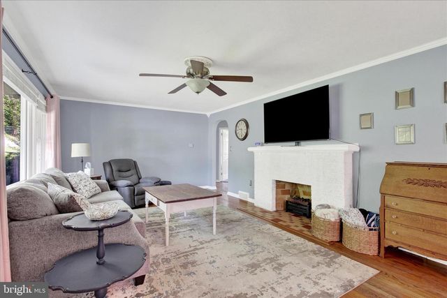 7890 GNATSTOWN RD, Hanover, PA 17331