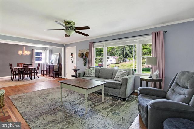 7890 GNATSTOWN RD, Hanover, PA 17331