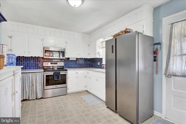 7890 GNATSTOWN RD, Hanover, PA 17331