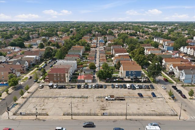 5115 S Whipple Street, Chicago, IL 60632
