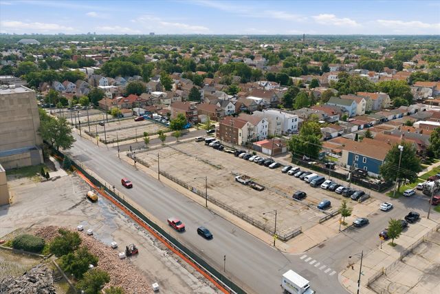 5115 S Whipple Street, Chicago, IL 60632