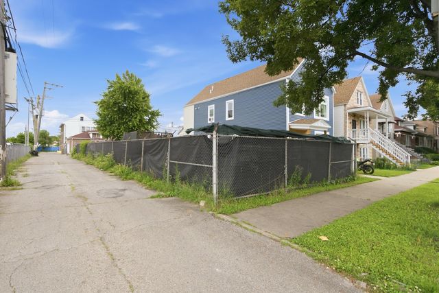5115 S Whipple Street, Chicago, IL 60632