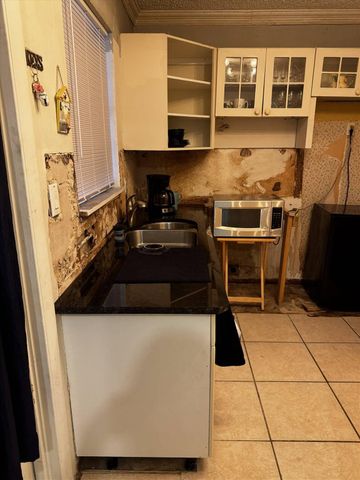 1280 NW 43rd Terrace 107, Lauderhill, FL 33313