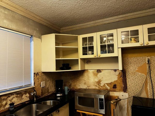 1280 NW 43rd Terrace 107, Lauderhill, FL 33313