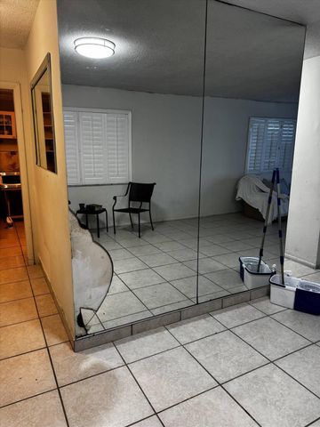 1280 NW 43rd Terrace 107, Lauderhill, FL 33313