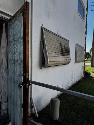 1280 NW 43rd Terrace 107, Lauderhill, FL 33313