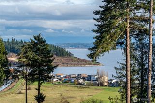 501 Vesper Way, Camano Island, WA 98282