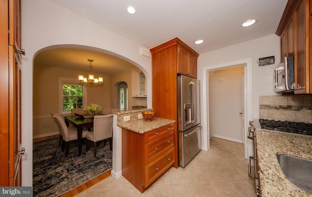 6148 12TH RD N, Arlington, VA 22205