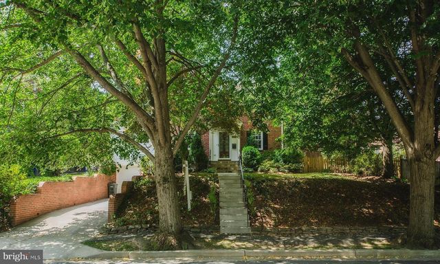 6148 12TH RD N, Arlington, VA 22205