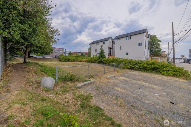 1137 Fawcett Avenue, Tacoma, WA 98402