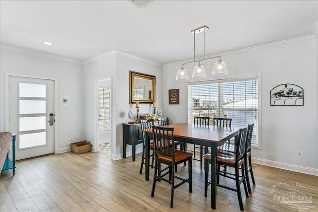 7530 Gulf Blvd, Navarre Beach, FL 32566