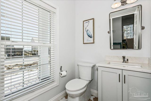 7530 Gulf Blvd, Navarre Beach, FL 32566