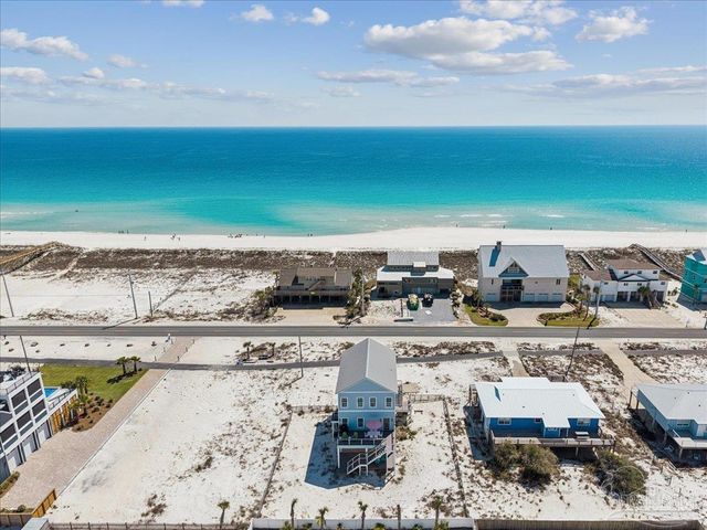 7530 Gulf Blvd, Navarre Beach, FL 32566