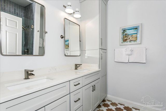 7530 Gulf Blvd, Navarre Beach, FL 32566