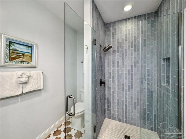 7530 Gulf Blvd, Navarre Beach, FL 32566