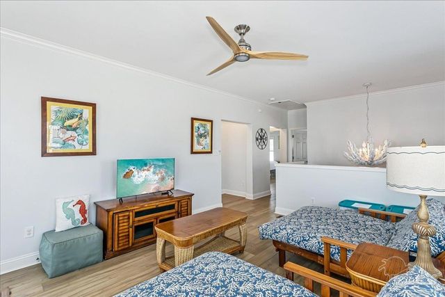 7530 Gulf Blvd, Navarre Beach, FL 32566