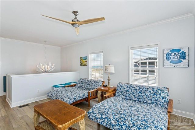 7530 Gulf Blvd, Navarre Beach, FL 32566