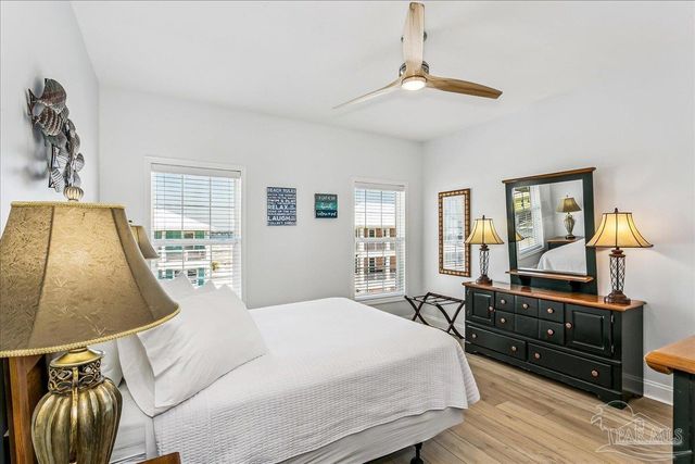 7530 Gulf Blvd, Navarre Beach, FL 32566