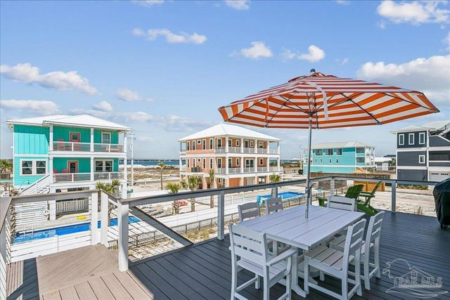 7530 Gulf Blvd, Navarre Beach, FL 32566