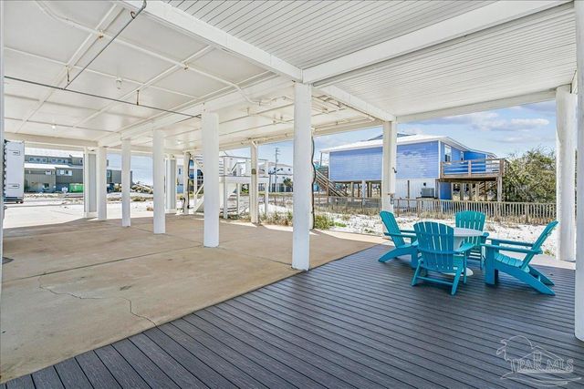 7530 Gulf Blvd, Navarre Beach, FL 32566