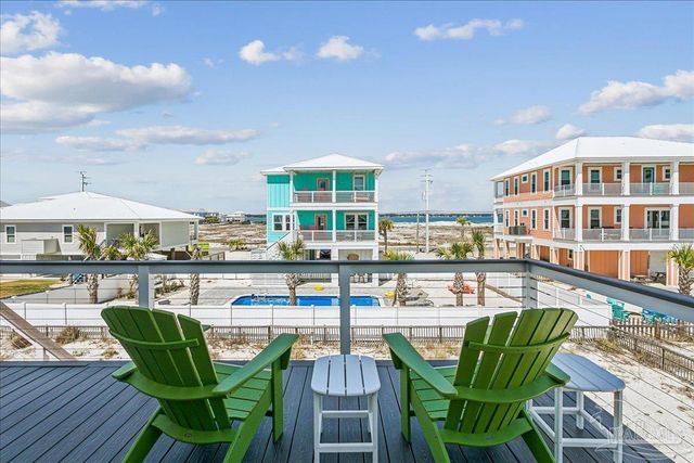7530 Gulf Blvd, Navarre Beach, FL 32566
