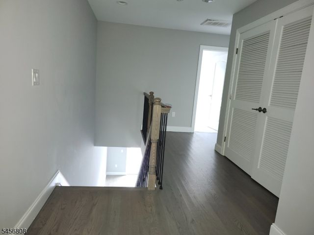 65 Halina Ln, Butler Boro, NJ 07405