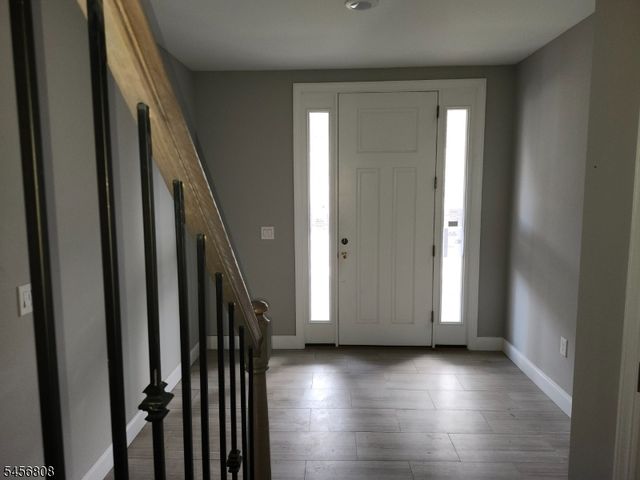 65 Halina Ln, Butler Boro, NJ 07405