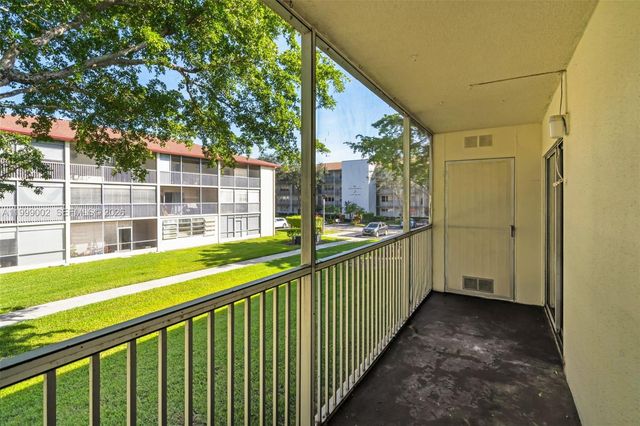 200 SW 132nd Way 211L, Pembroke Pines, FL 33027